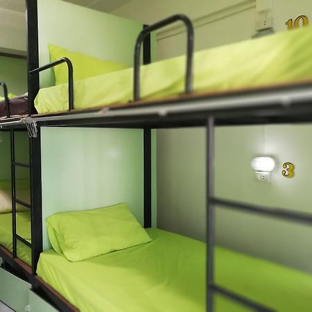 Zoe Hostel Chiang Mai Exteriör bild